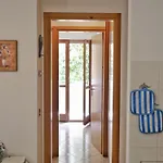 Magnoliaalmare-beachfront With Spacious Terrace Apartman Grado