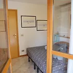Magnoliaalmare-beachfront With Spacious Terrace Apartman