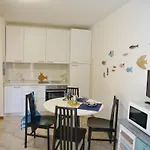 Magnoliaalmare-beachfront With Spacious Terrace