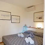 Magnoliaalmare-beachfront With Spacious Terrace *