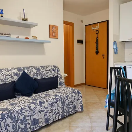 Magnoliaalmare-beachfront With Spacious Terrace * Grado